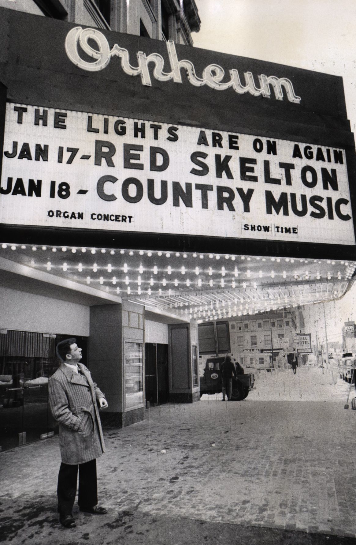 1975